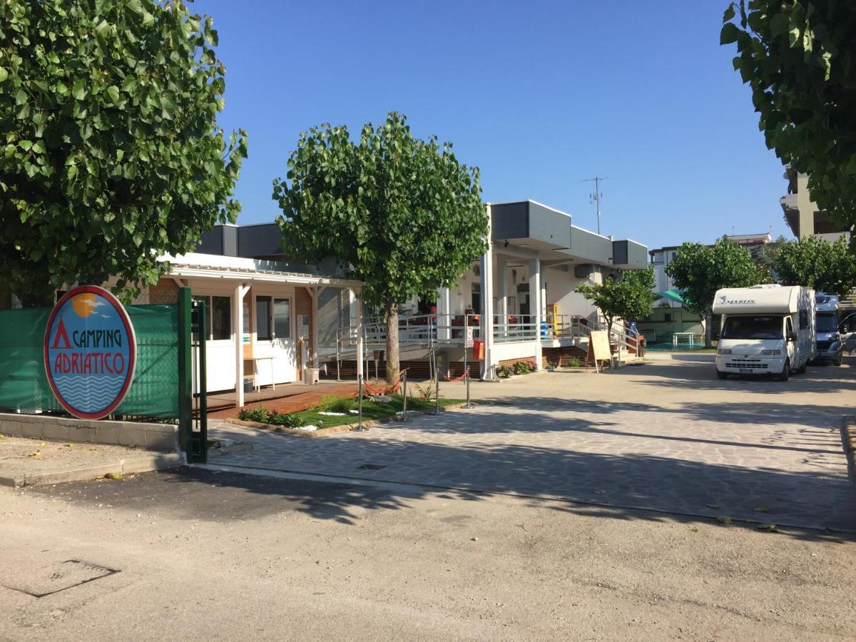 Camping Adriatico مارتينسيكورو المظهر الخارجي الصورة